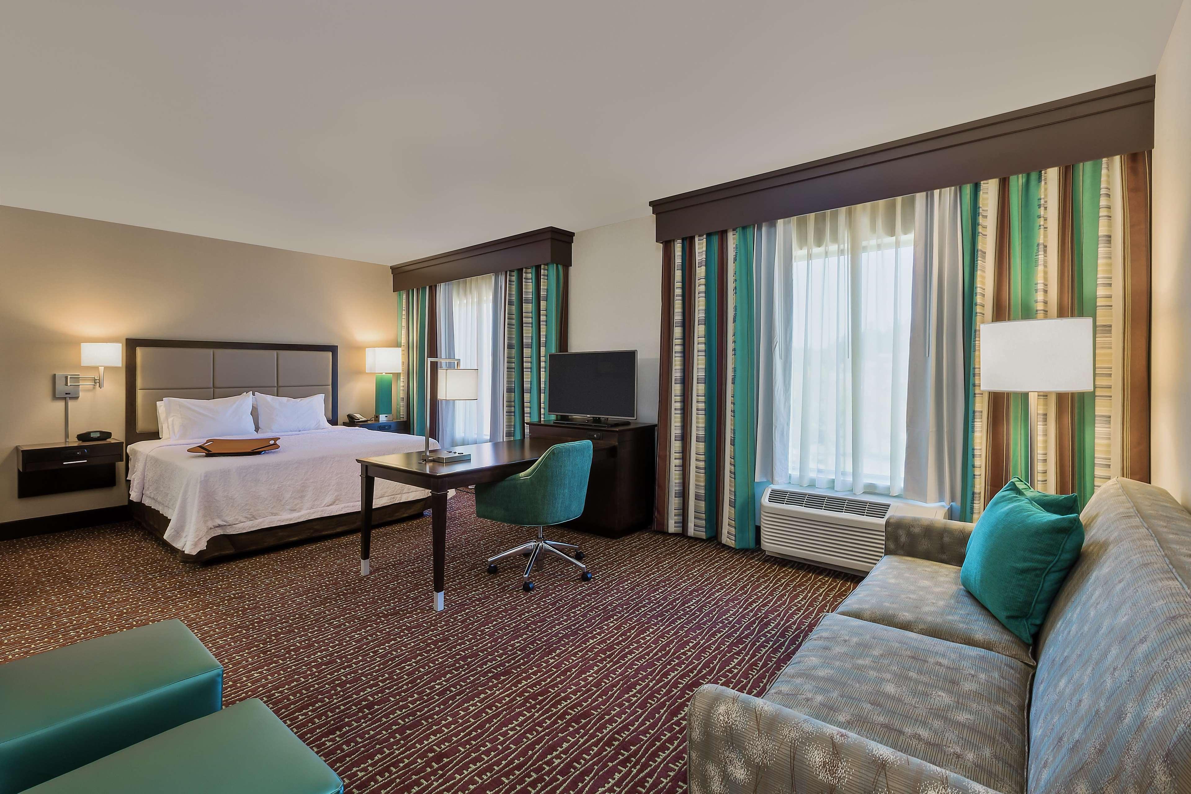 Hampton Inn & Suites Бенд Екстериор снимка