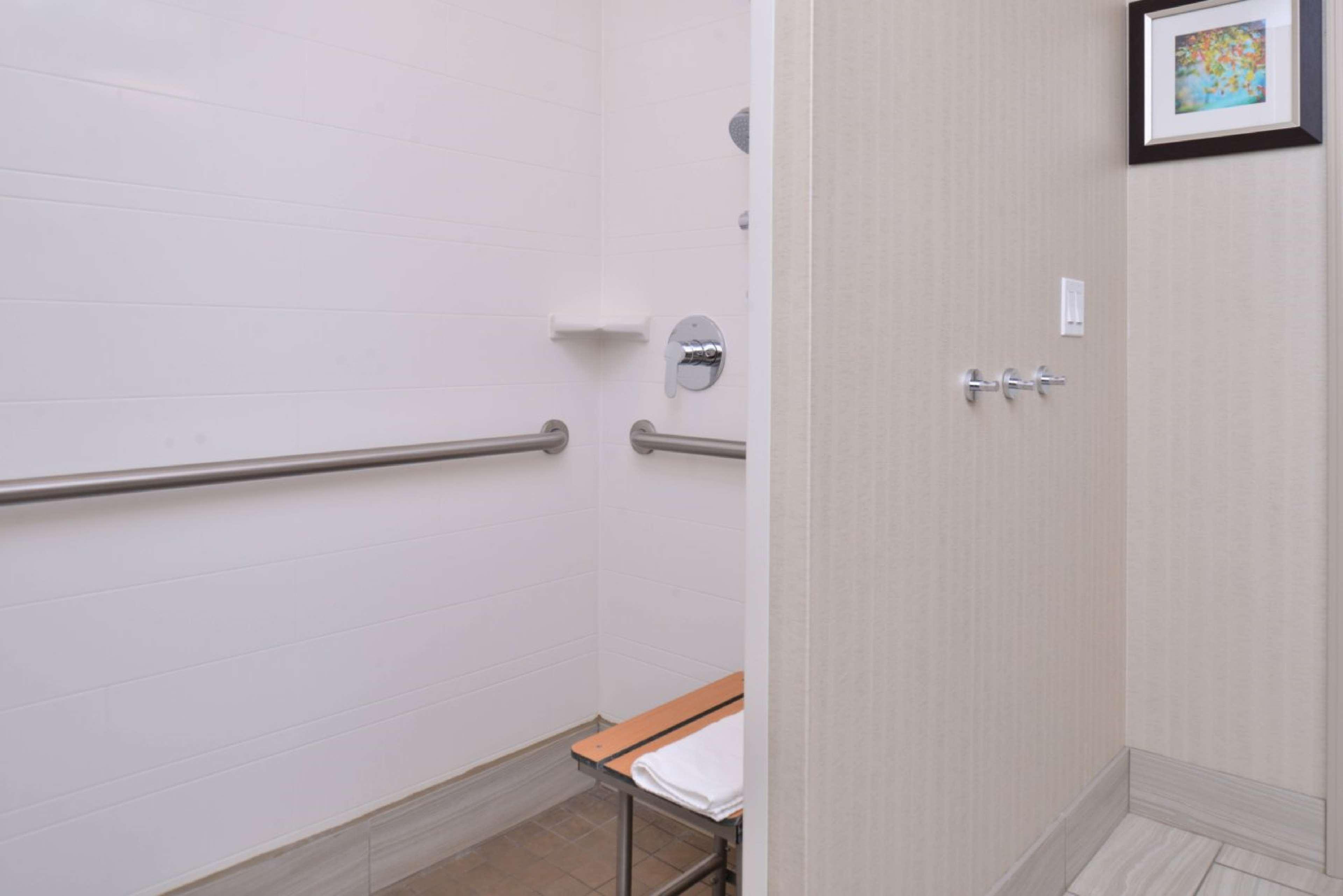 Hampton Inn & Suites Бенд Екстериор снимка