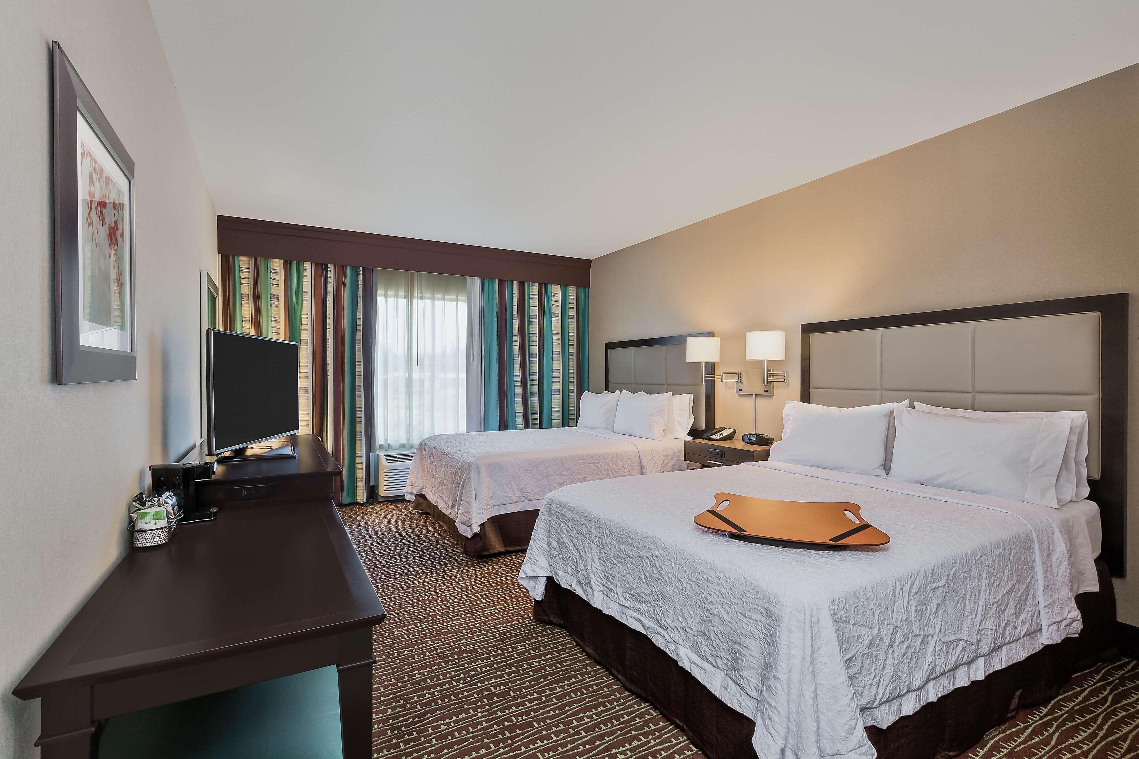 Hampton Inn & Suites Бенд Екстериор снимка