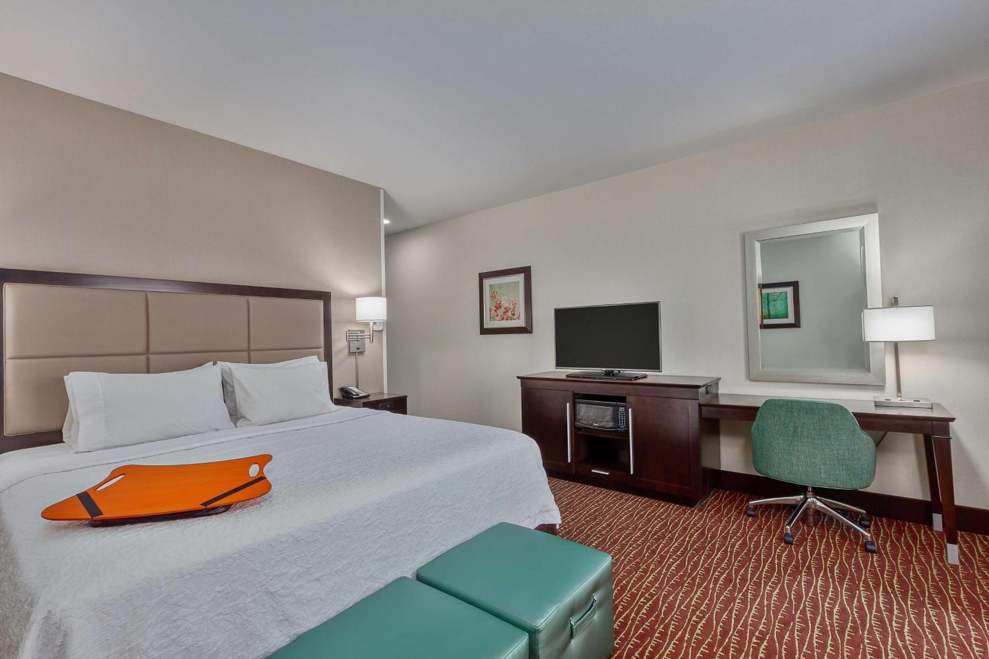 Hampton Inn & Suites Бенд Екстериор снимка