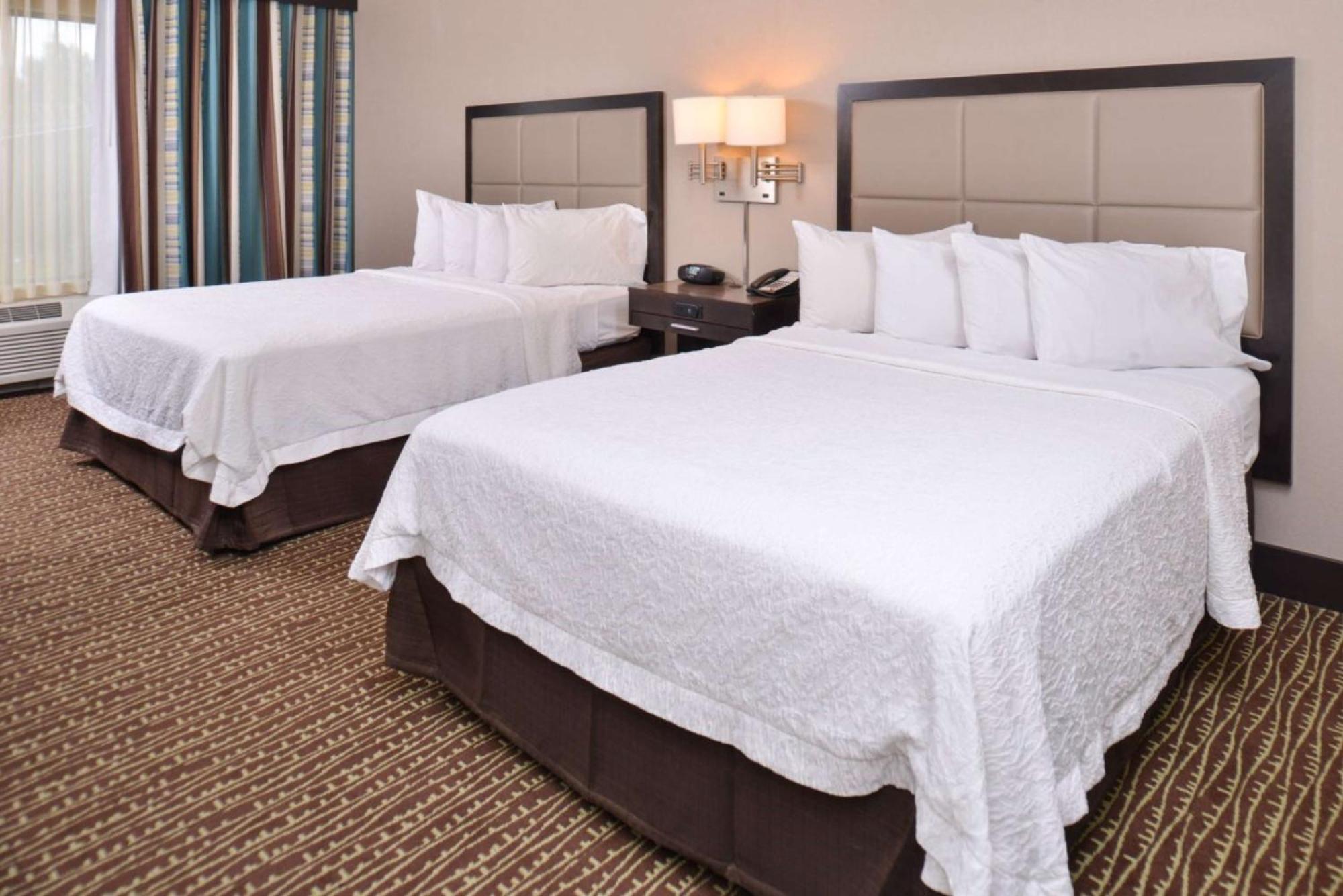 Hampton Inn & Suites Бенд Екстериор снимка